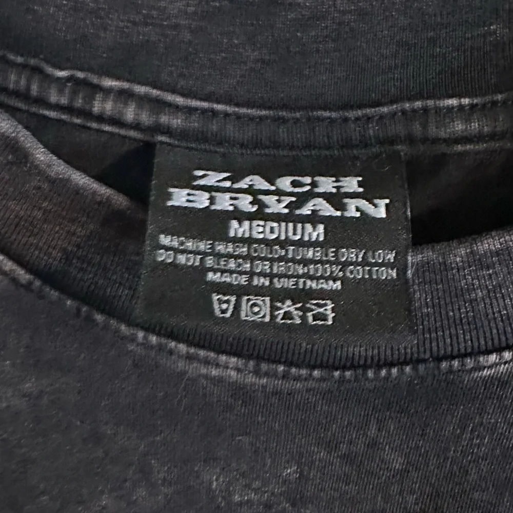 Zach Bryan 2023 burn burn burn concert tee shirt size medium - Picture 2 of 3